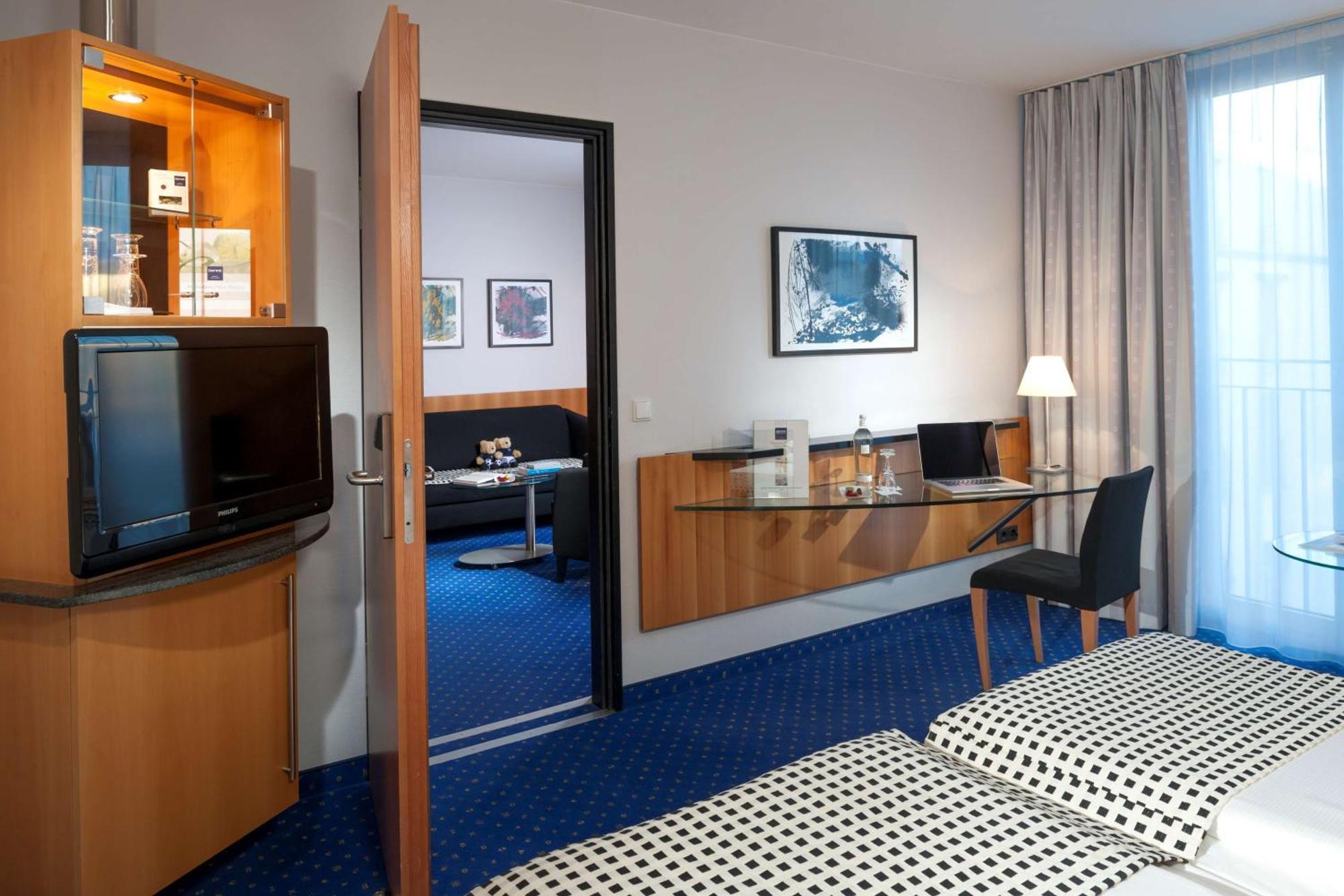 Dorint Hotel Потсдам Экстерьер фото