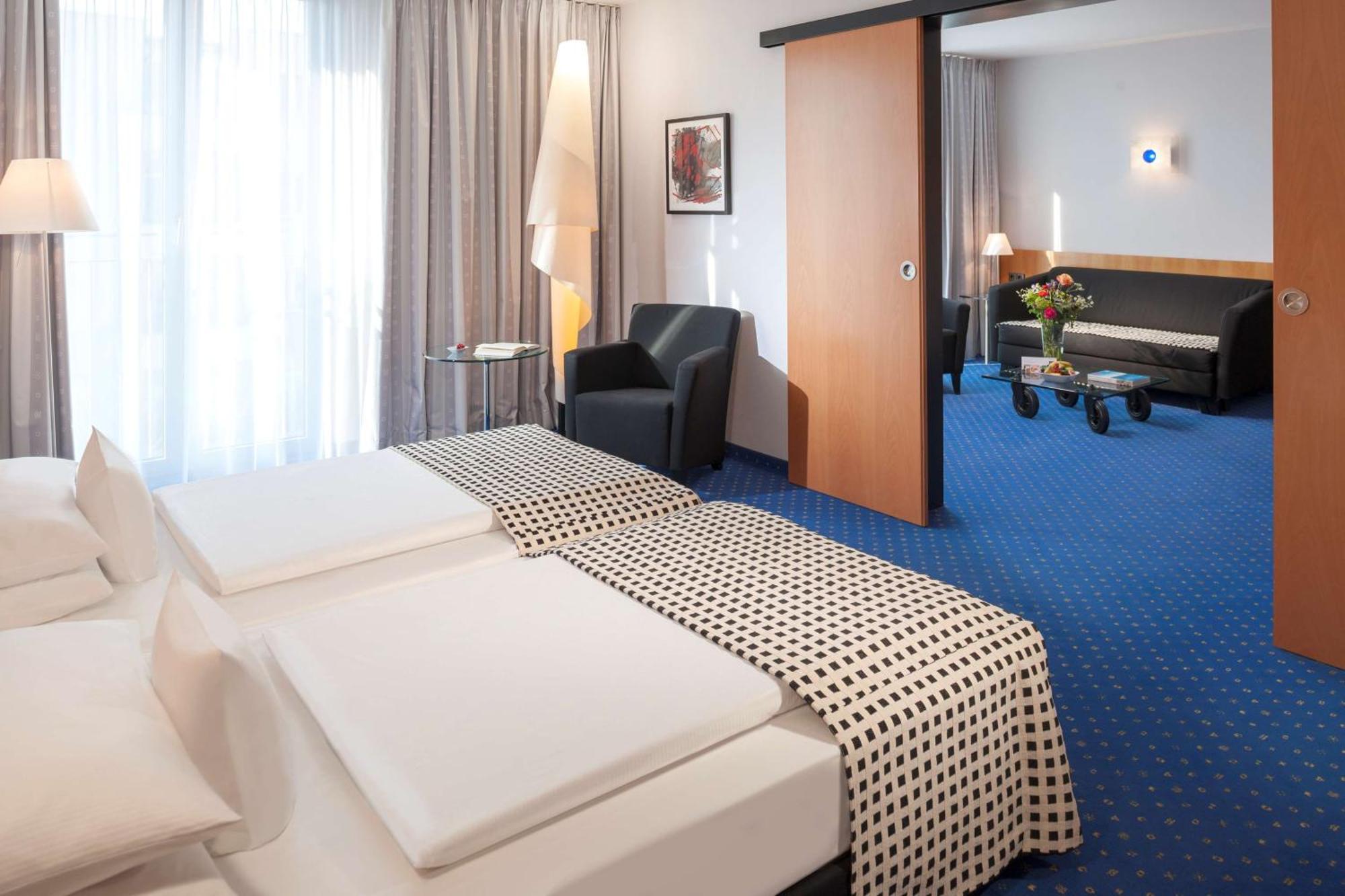 Dorint Hotel Потсдам Экстерьер фото